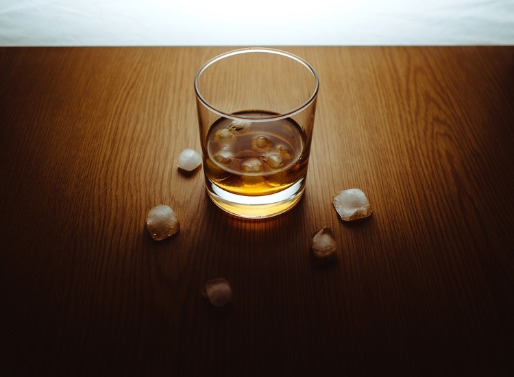 Drinks Recipe - Whisky On The Rocks Cocktail