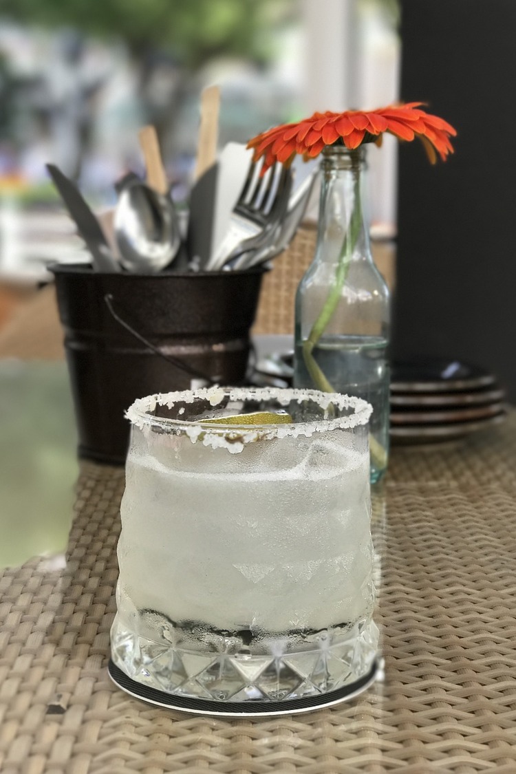 Margarita Cocktail with Salt Rimmer