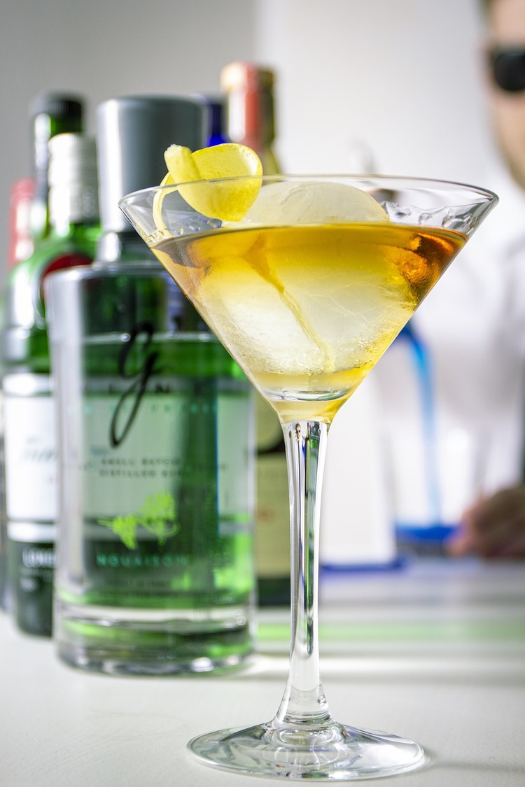 Drinks Recipe - Lemon Gin Martini Cocktail