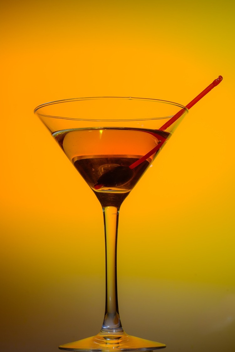 Dry Manhattan with Olives Cocktail - Drinks Recipe